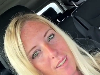Amateur blonde girlfriend toyed and facialized
